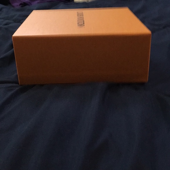 Louis Vuitton box - Picture 5 of 7